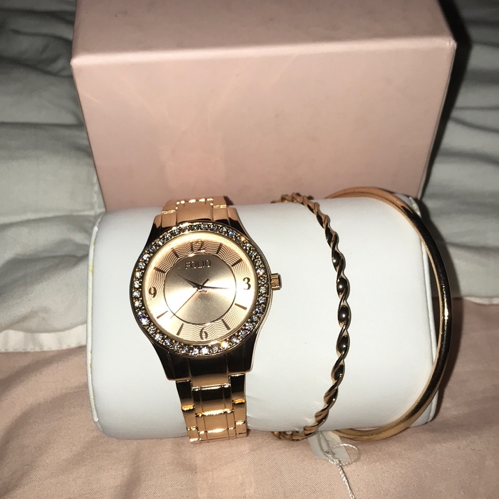 Rose gold watch and 2 bracelets(NEW)